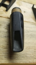 Load image into Gallery viewer, Armstrong A45 Hard Rubber With teeth grooves Bb Clarinet Mouthpiece