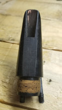 Load image into Gallery viewer, Selmer Goldentone 3 Bb Clarinet Mouthpiece