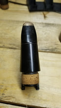 Load image into Gallery viewer, Beautiful Goldbeck &amp; Co. Chicago ILL Clarinet Mouthpiece
