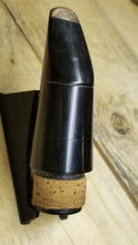 Load image into Gallery viewer, Beautiful Goldbeck &amp; Co. Chicago ILL Clarinet Mouthpiece
