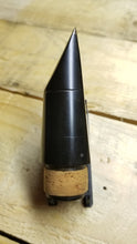 Load image into Gallery viewer, Beautiful Goldbeck &amp; Co. Chicago ILL Clarinet Mouthpiece
