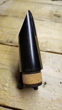 Load image into Gallery viewer, Charles Ch. Chedeville c/c 7 Clarinet Mouthpiece
