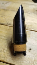 Load image into Gallery viewer, Charles Ch. Chedeville c/c 6 Clarinet Mouthpiece
